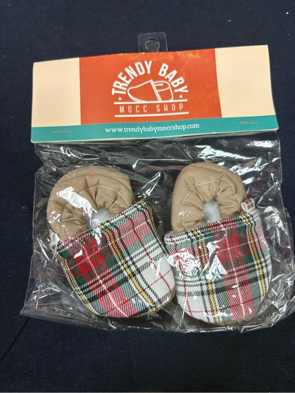 Trendy Baby Plaid Infant Moccasins - Tan & Red